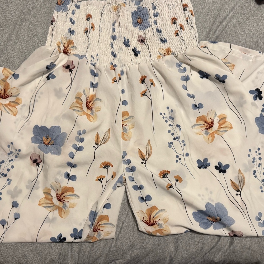 Floral bottoms with Blue and Yellow Flowers - Picture 2 of 2